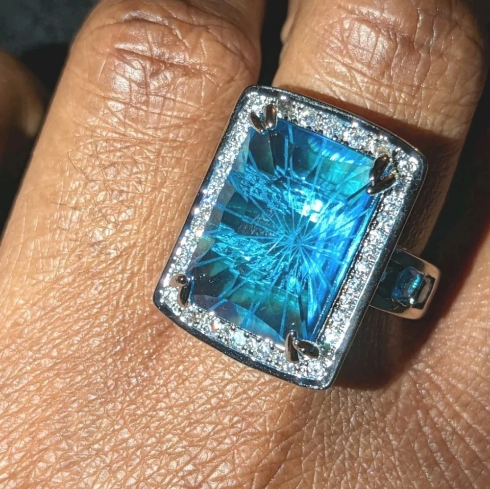 12 TCW Swiss Blue topaz & White Sapphire Luxurious 925 Silver Statement Ring Sz9
